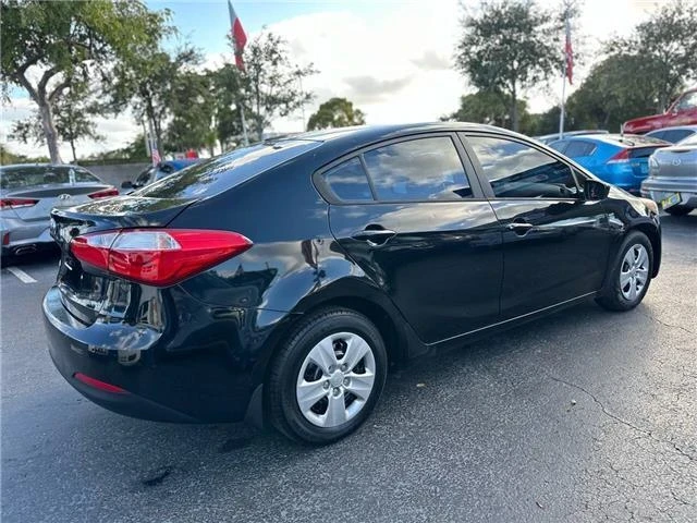 2014 Kia Forte - Image 6 of 21