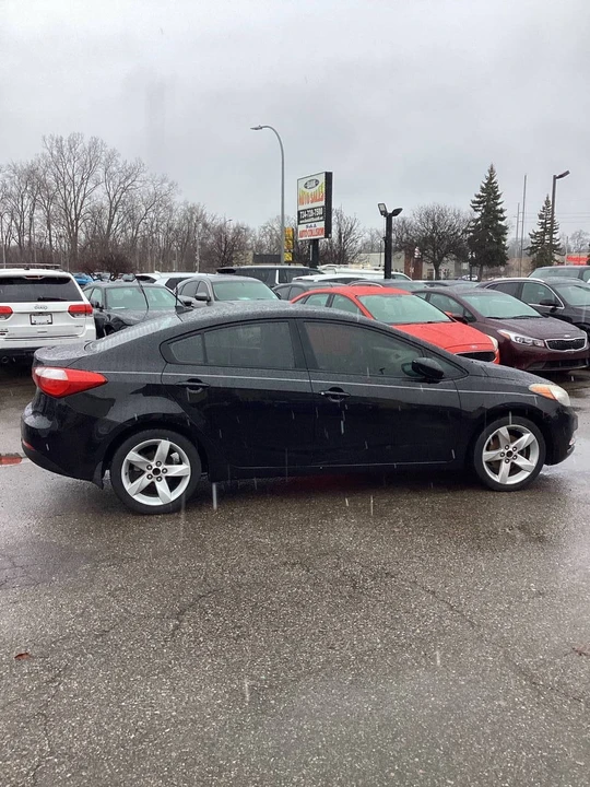 2014 Kia Forte - Image 6 of 17