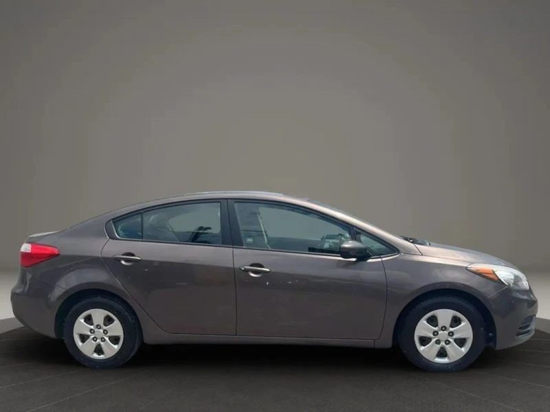 2014 Kia Forte - Image 4 of 12