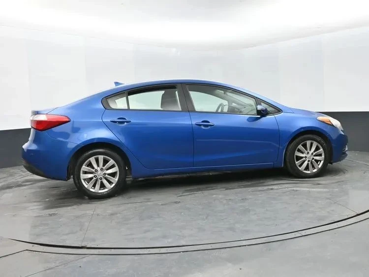 2014 Kia Forte - Image 4 of 12