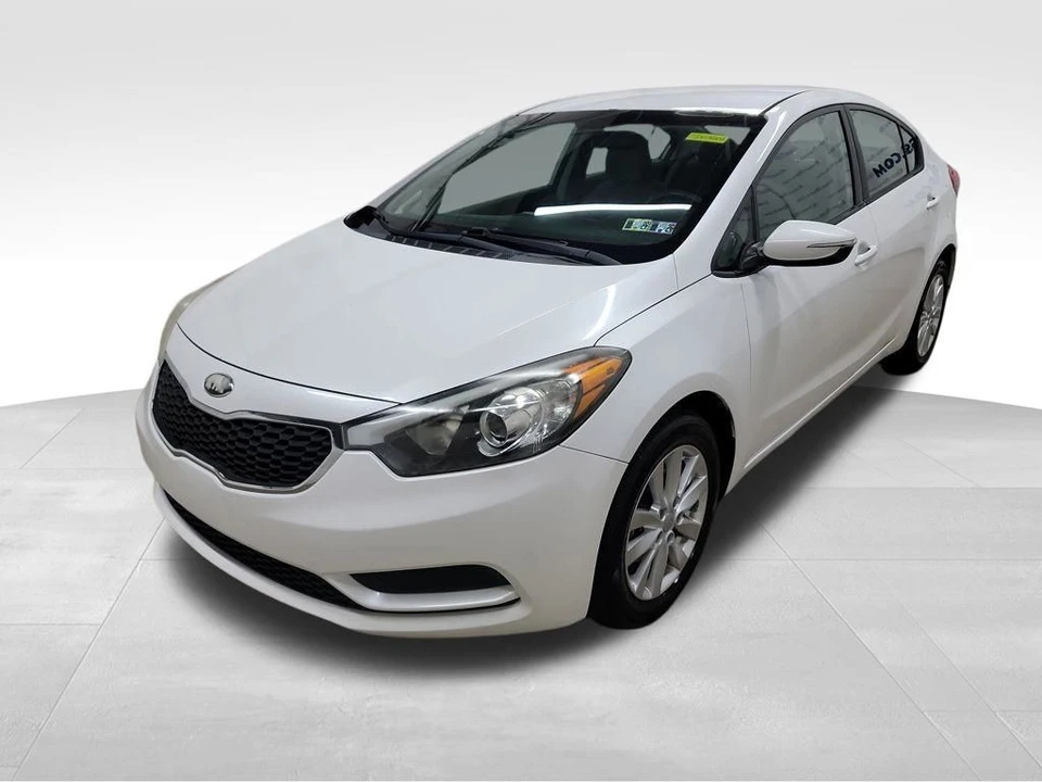 2014 Kia Forte - Image 3 of 12