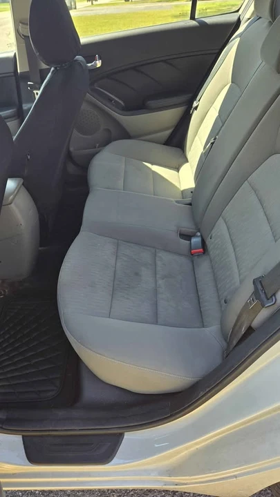 2014 Kia Forte - Image 8 of 12
