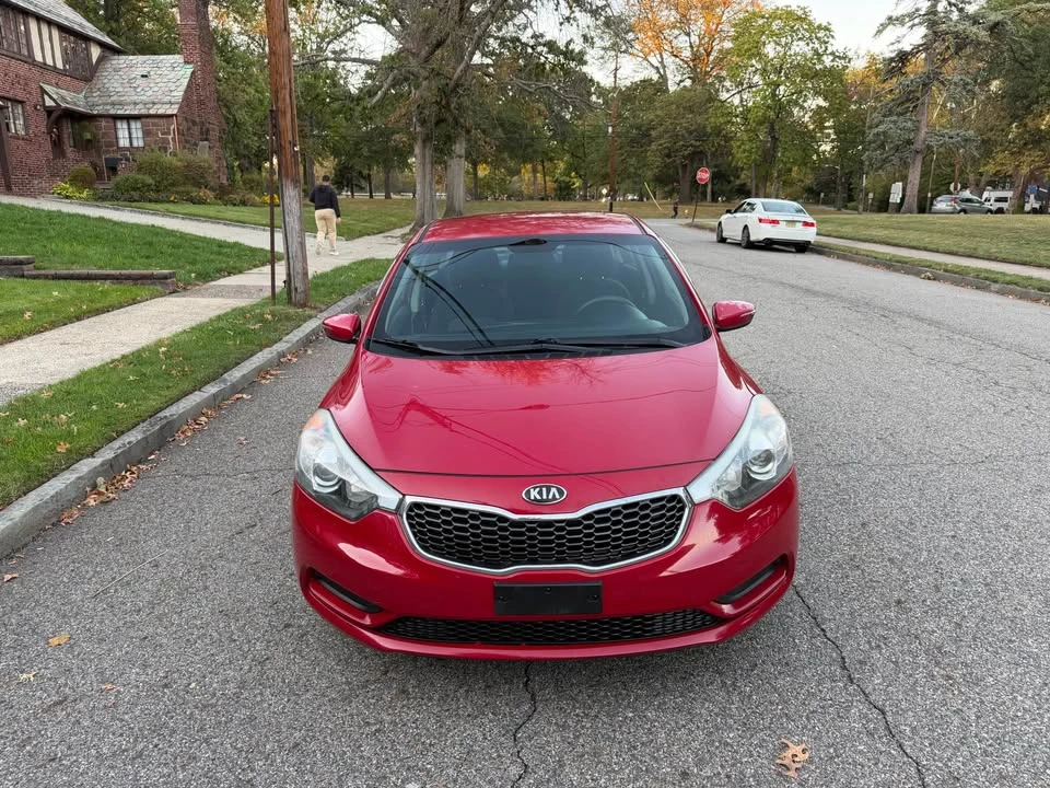 2014 Kia Forte - Image 9 of 15