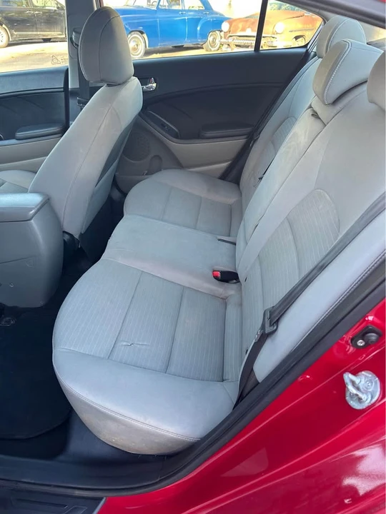 2014 Kia Forte - Image 12 of 17