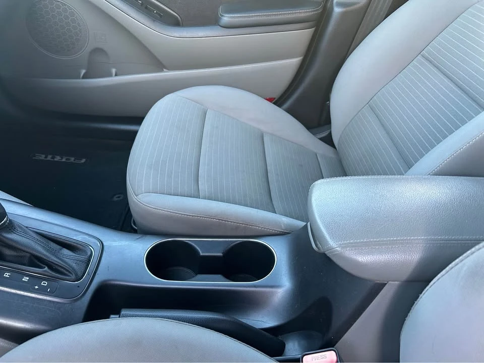 2014 Kia Forte - Image 6 of 17