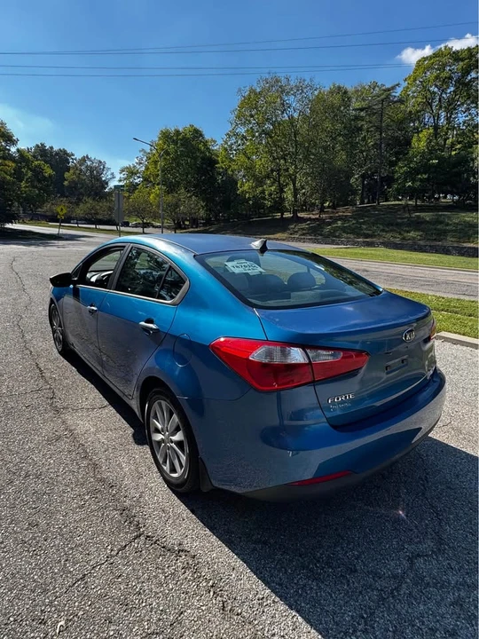 2014 Kia Forte - Image 2 of 5