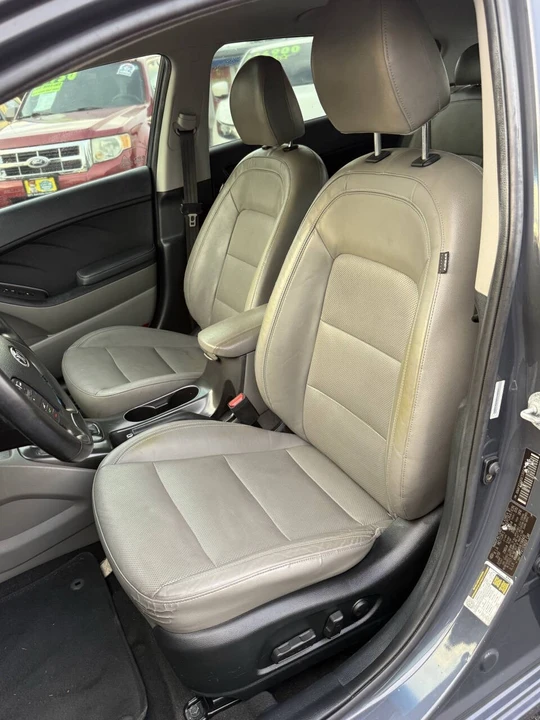 2014 Kia Forte - Image 16 of 21