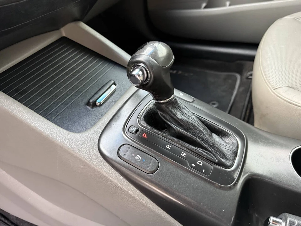 2014 Kia Forte - Image 14 of 21