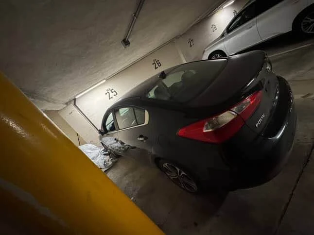 2014 Kia Forte - Image 5 of 13