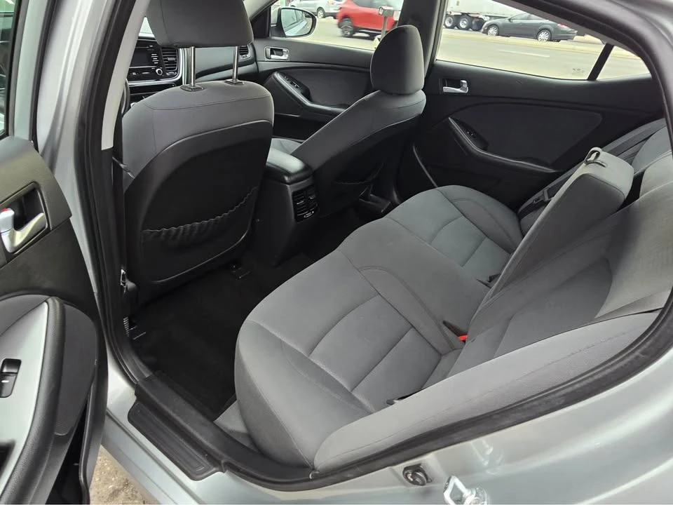 2014 Kia Optima/K5 - Image 10 of 12