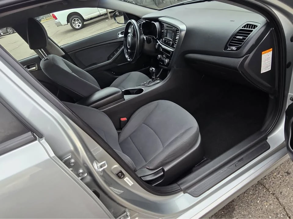 2014 Kia Optima/K5 - Image 8 of 12