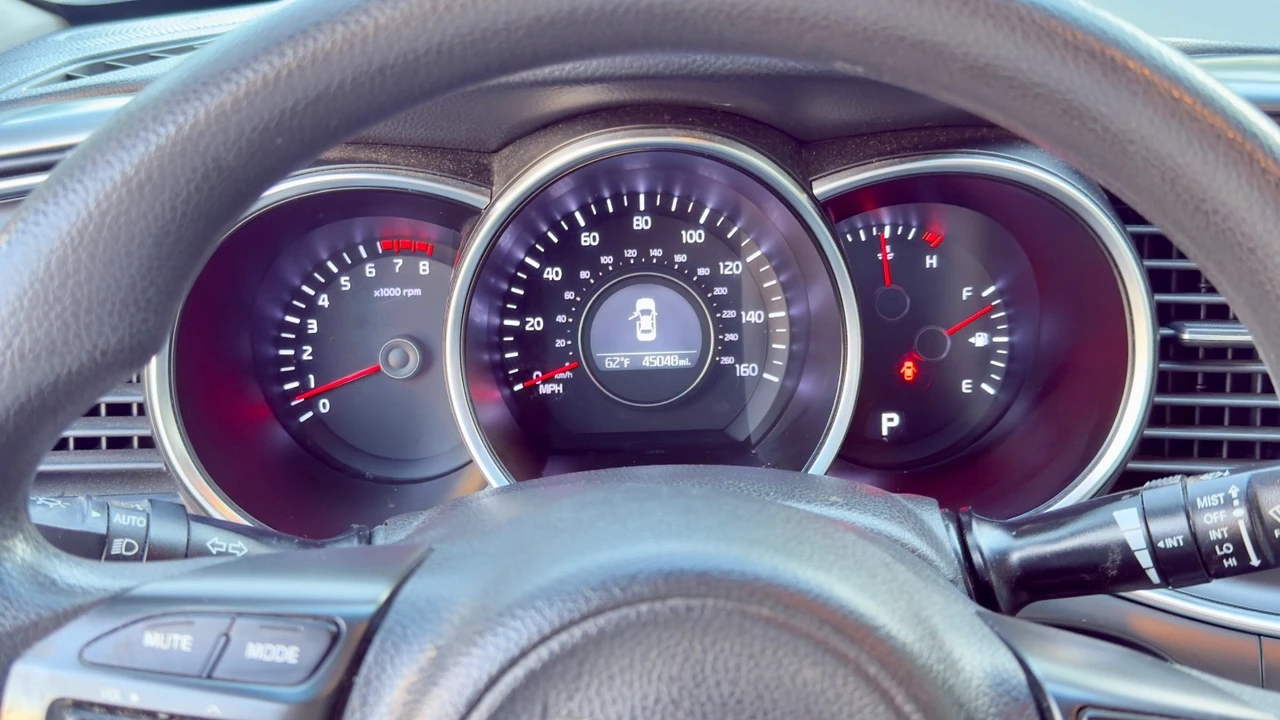2014 Kia Optima/K5 - Image 12 of 21
