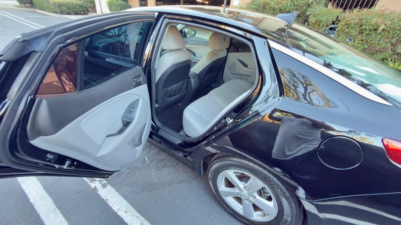 2014 Kia Optima/K5 - Image 19 of 21