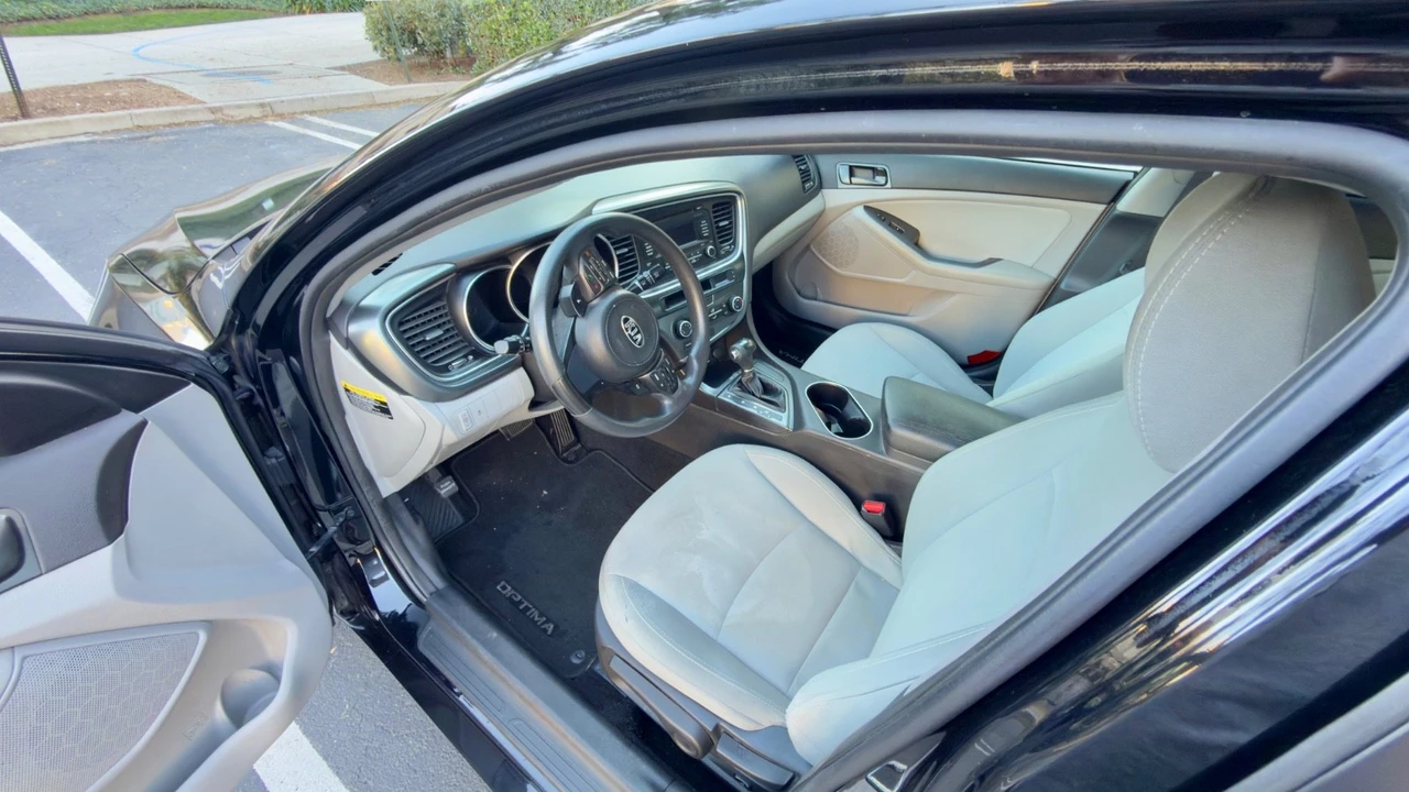 2014 Kia Optima/K5 - Image 9 of 21