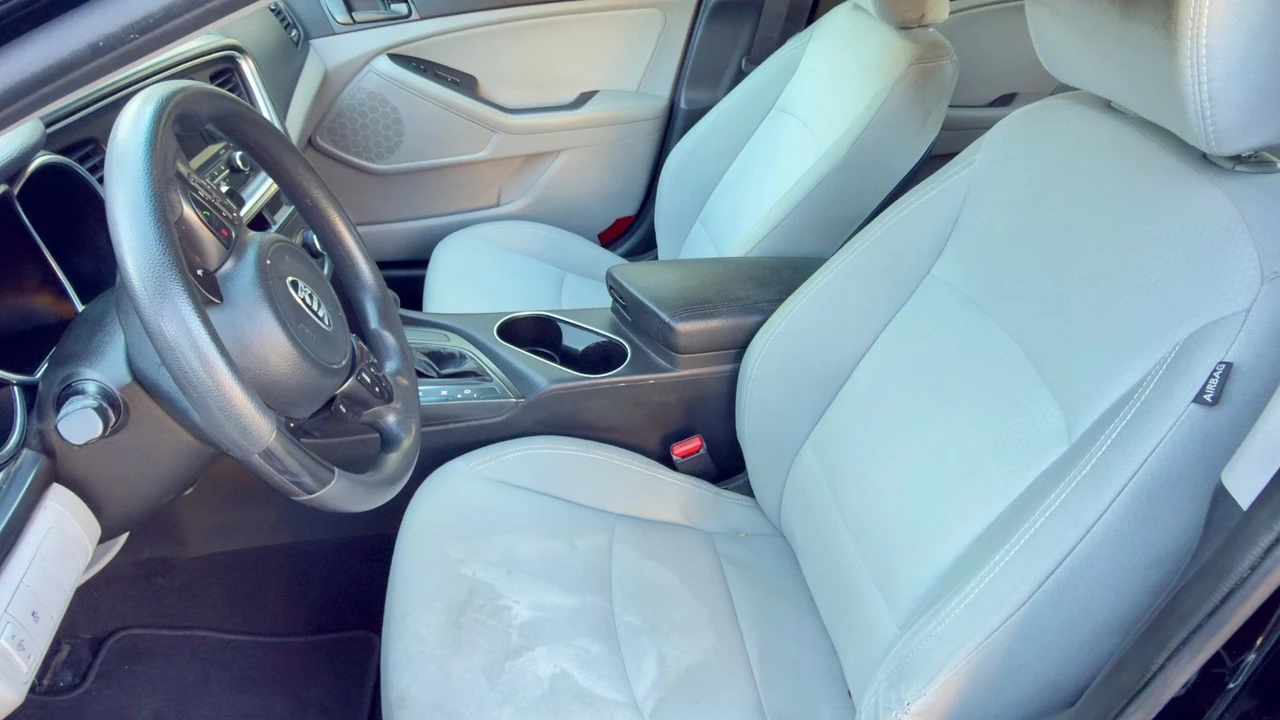 2014 Kia Optima/K5 - Image 10 of 21