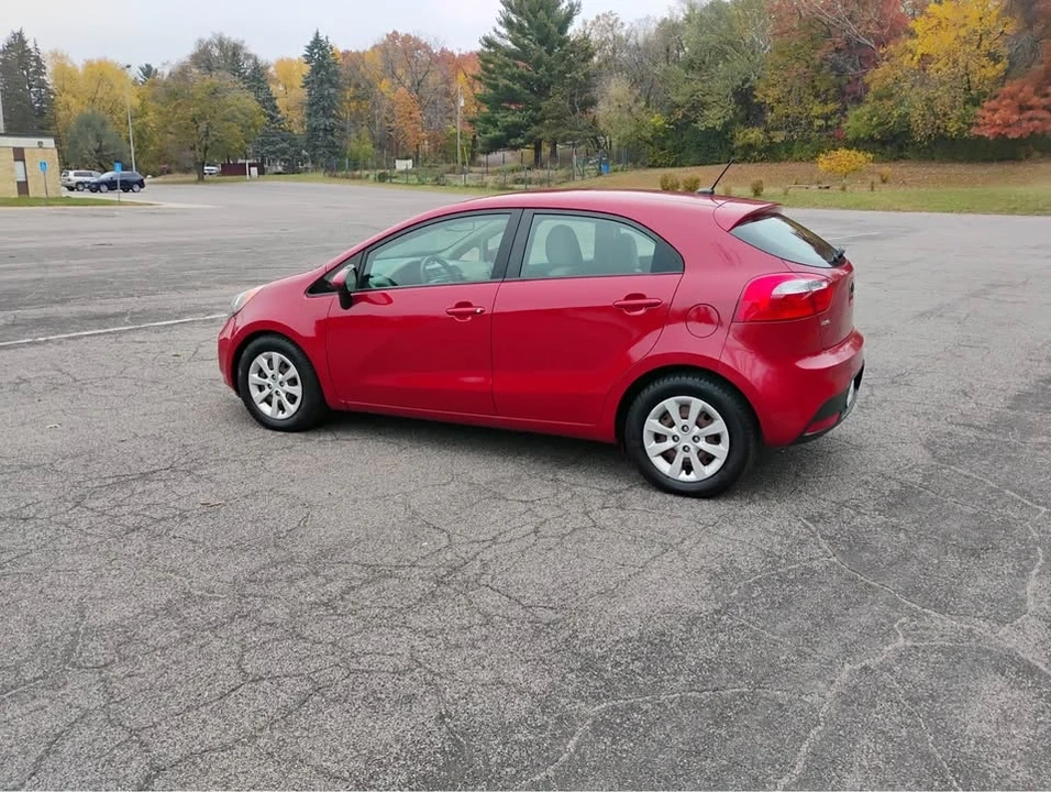 2014 Kia Rio - Image 2 of 13