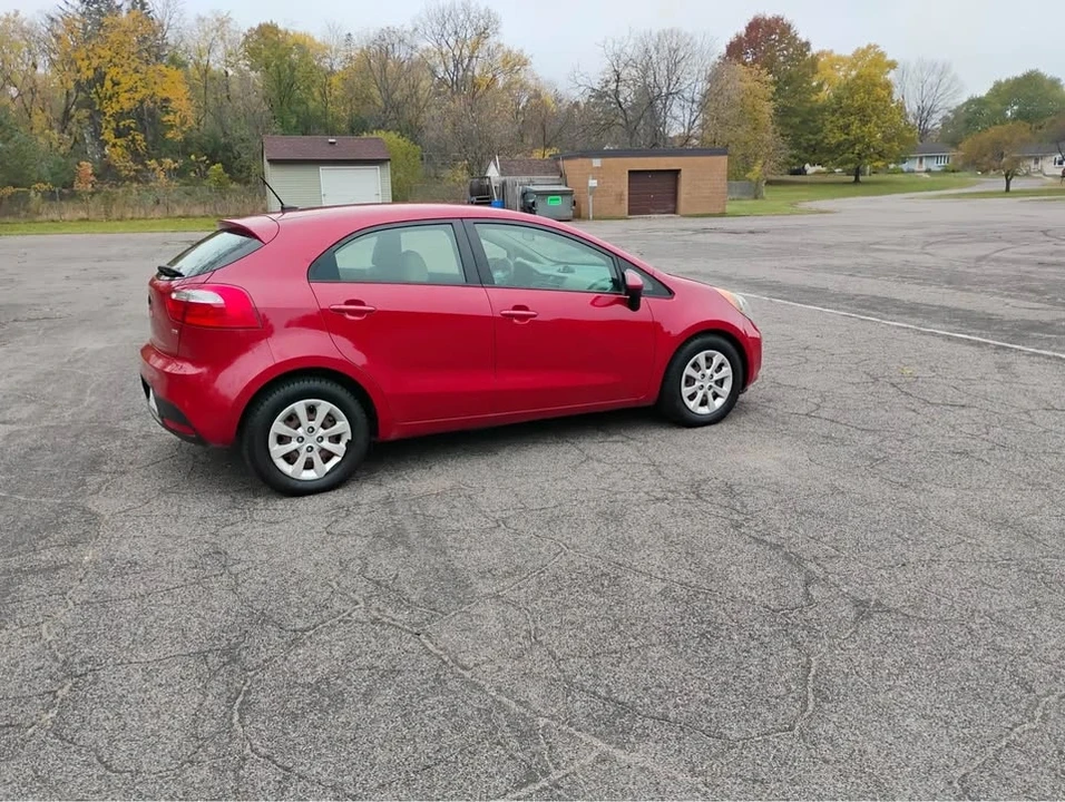 2014 Kia Rio - Image 4 of 13