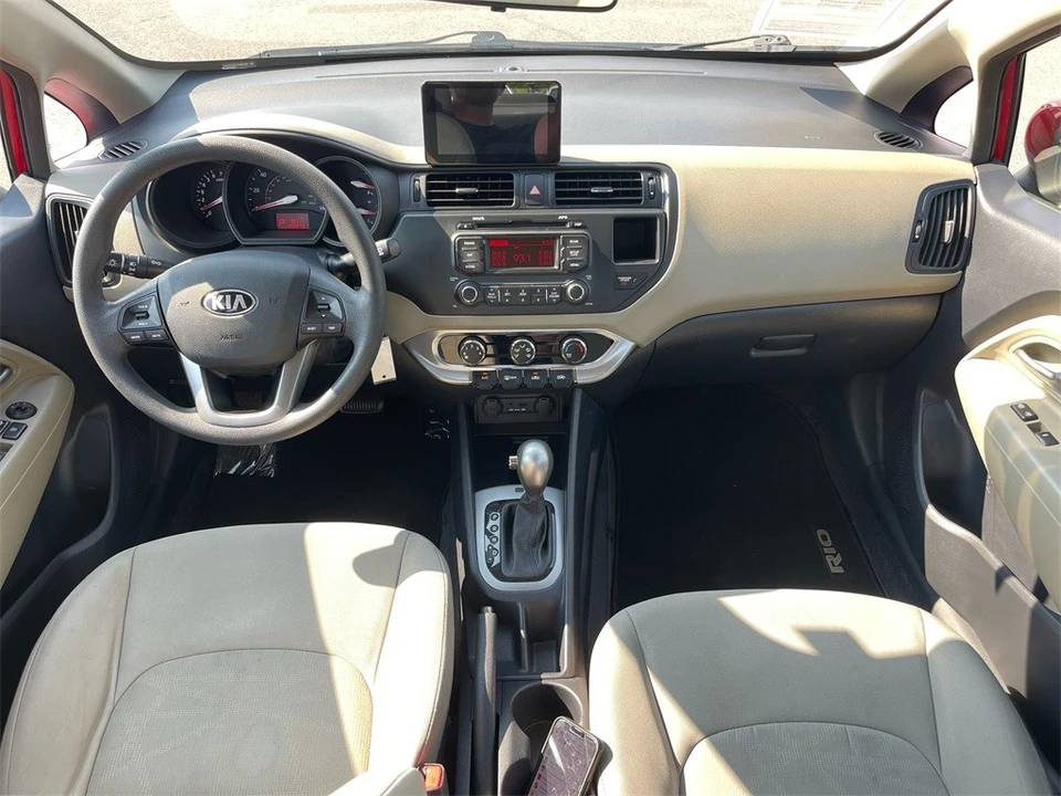 2014 Kia Rio - Image 11 of 12