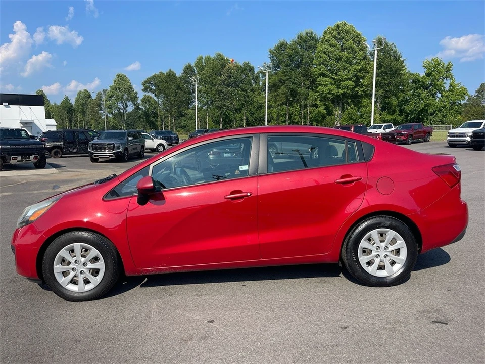 2014 Kia Rio - Image 2 of 12