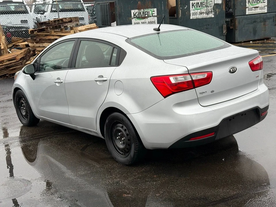 2014 Kia Rio - Image 5 of 12