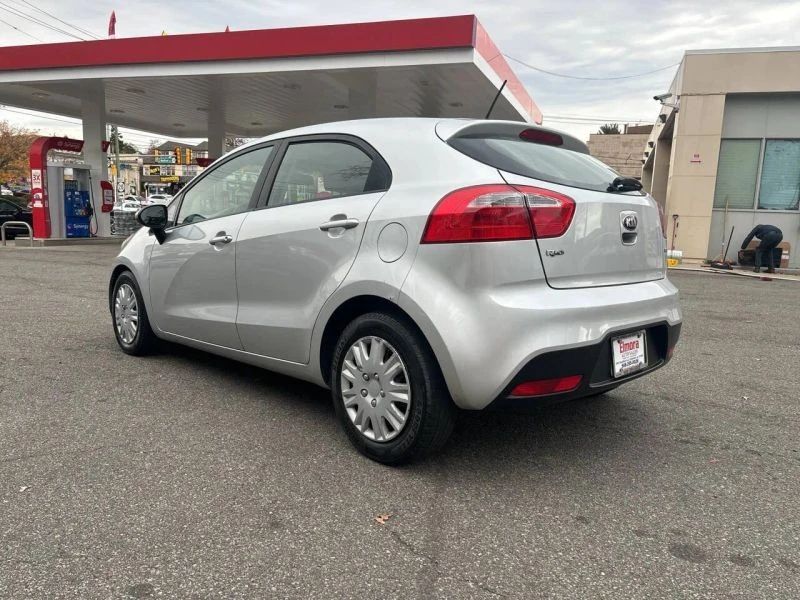 2014 Kia Rio - Image 4 of 12