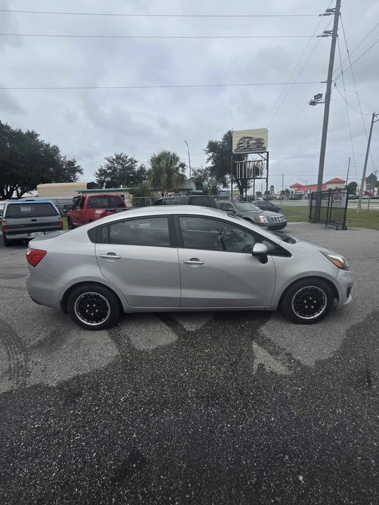 2014 Kia Rio - Image 5 of 6