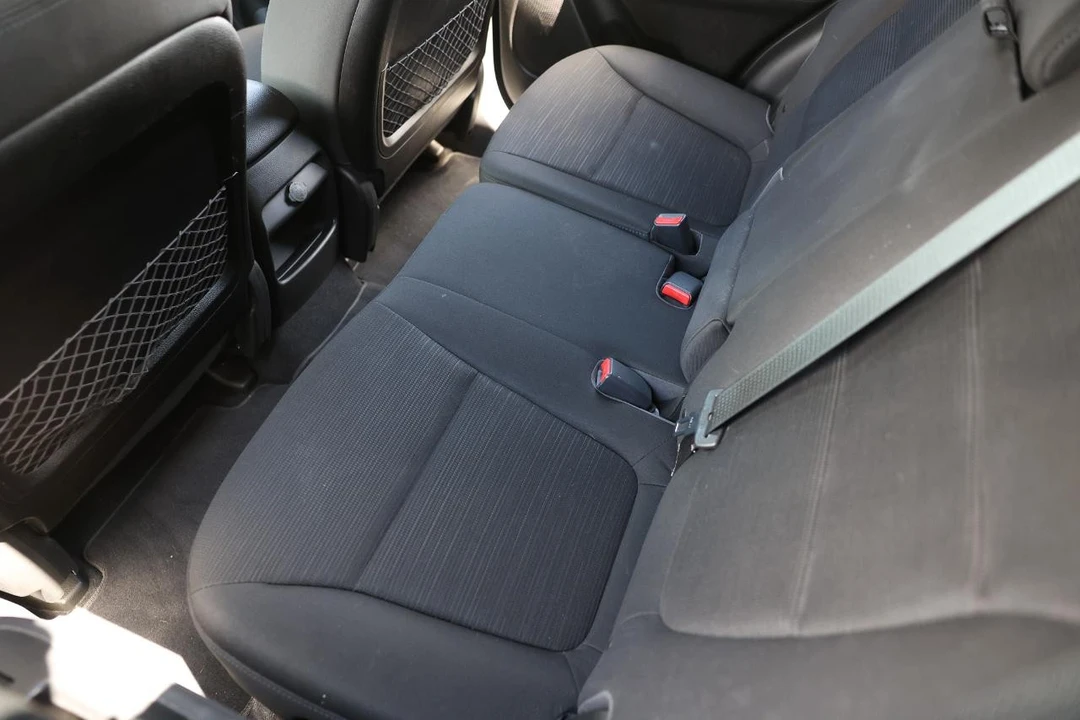 2014 Kia Sorento - Image 10 of 21