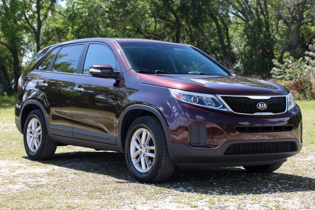 2014 Kia Sorento - Image 15 of 21