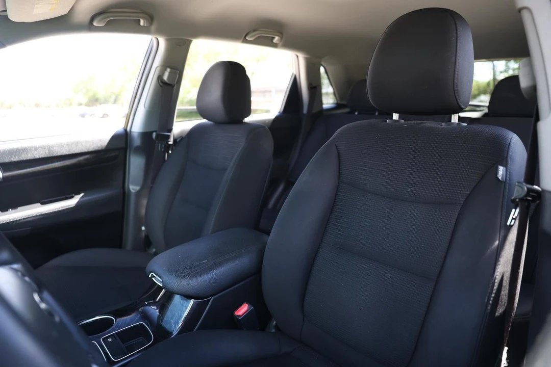 2014 Kia Sorento - Image 6 of 21