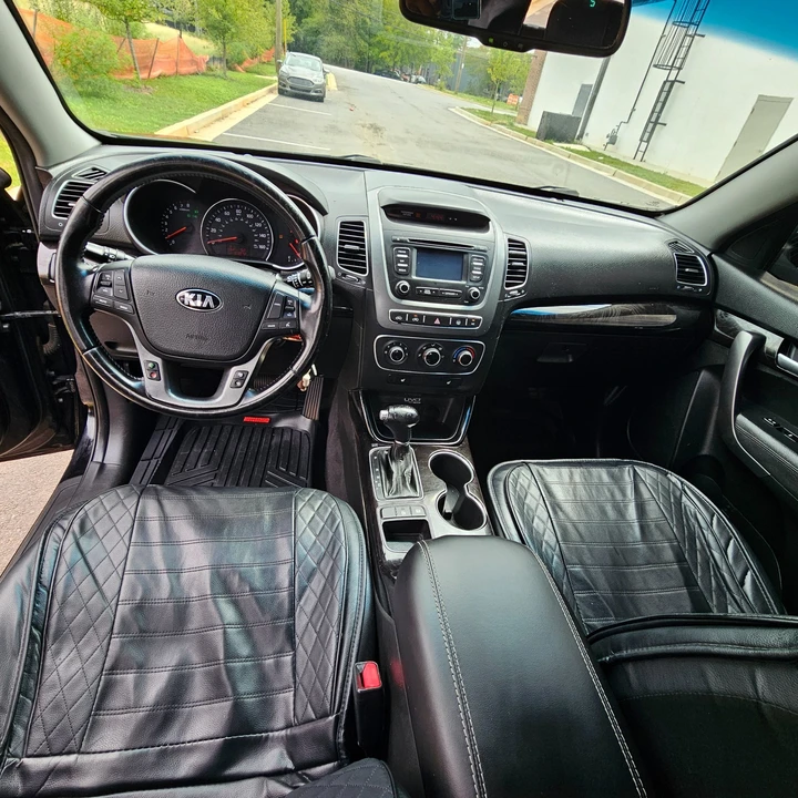2014 Kia Sorento - Image 12 of 20