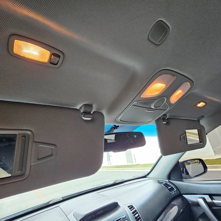 2014 Kia Sorento - Image 14 of 20