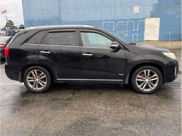 2014 Kia Sorento - Image 2 of 10