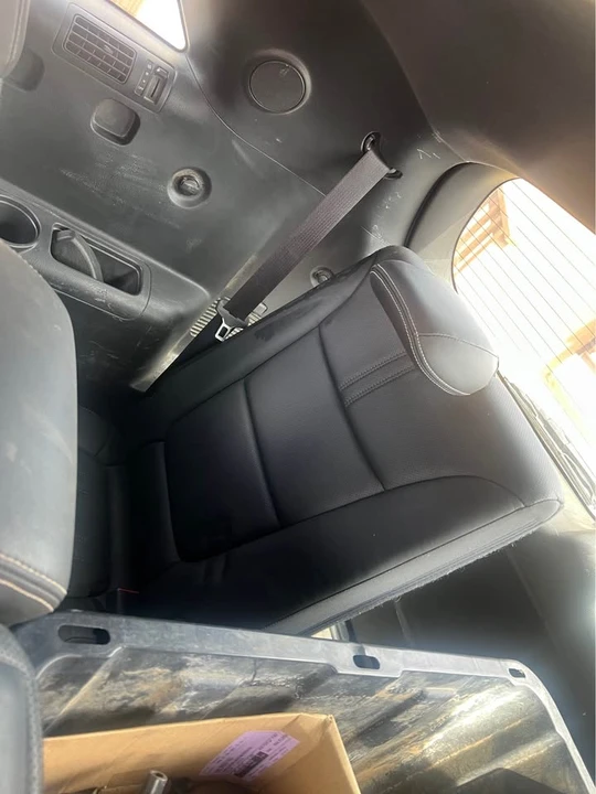 2014 Kia Sorento - Image 11 of 17