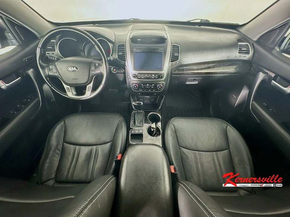 2014 Kia Sorento - Image 10 of 24