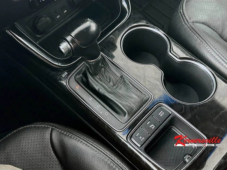 2014 Kia Sorento - Image 16 of 24