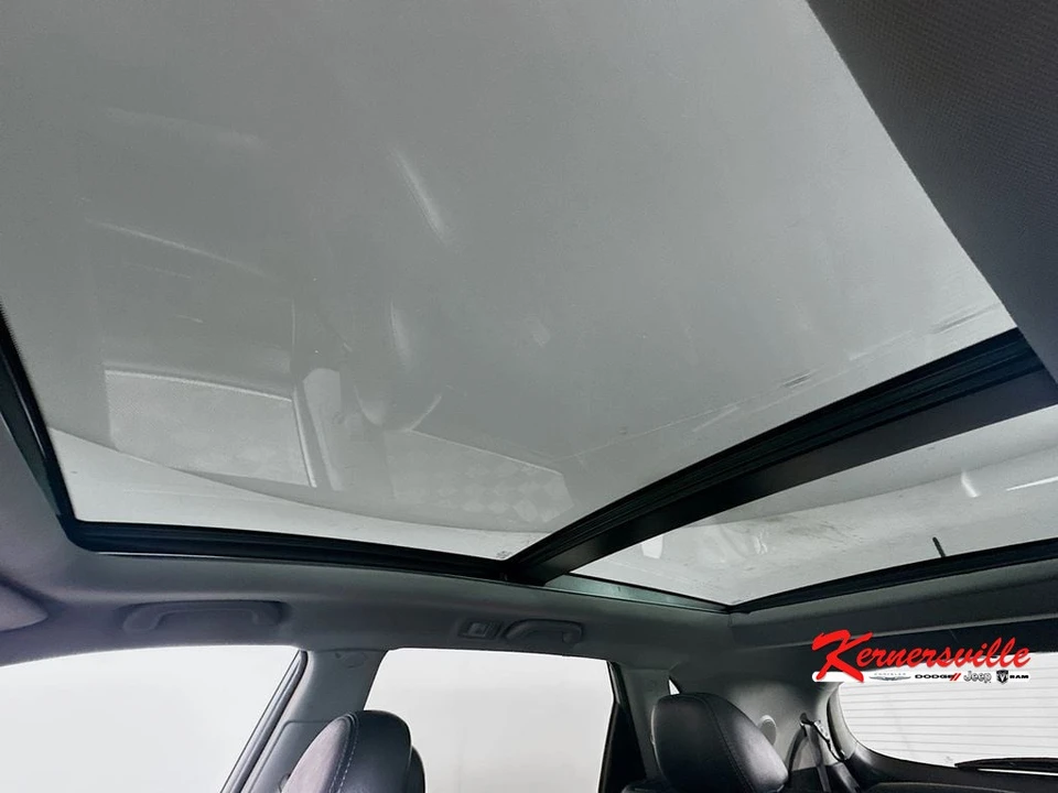 2014 Kia Sorento - Image 20 of 24
