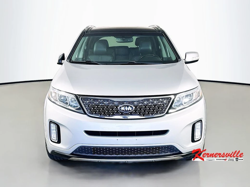 2014 Kia Sorento - Image 2 of 24