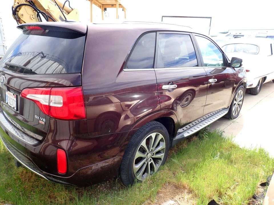 2014 Kia Sorento - Image 11 of 12