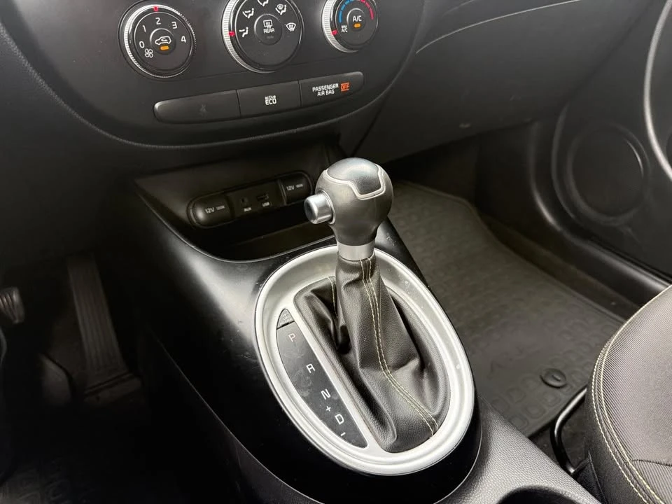 2014 Kia Soul - Image 16 of 19