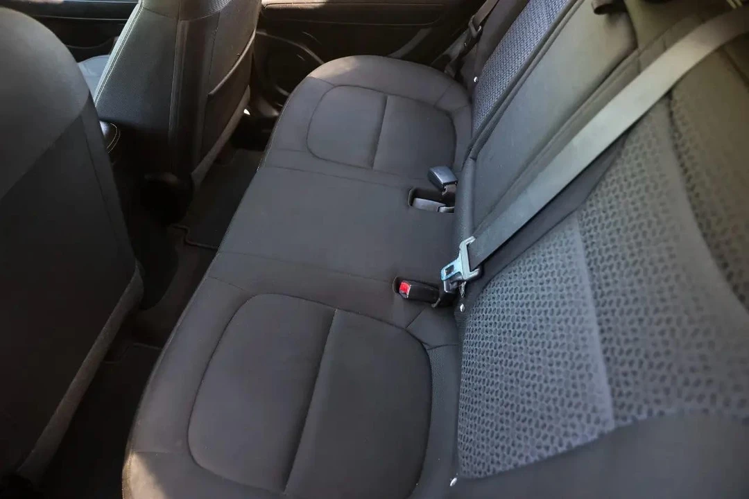 2014 Kia Soul - Image 10 of 21