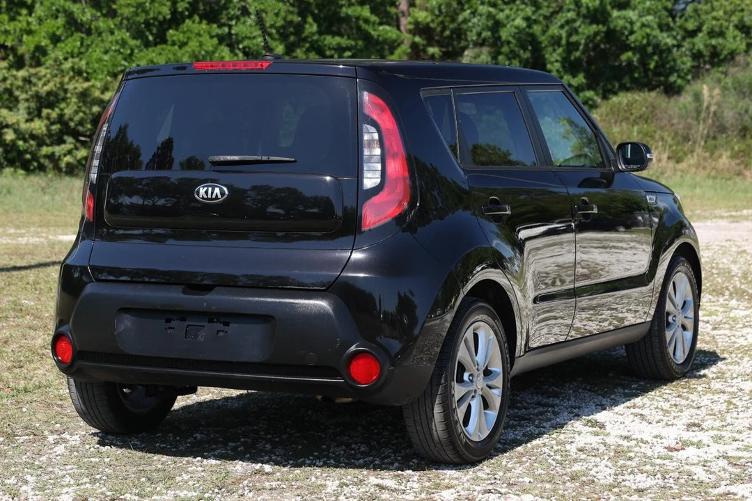 2014 Kia Soul - Image 11 of 21