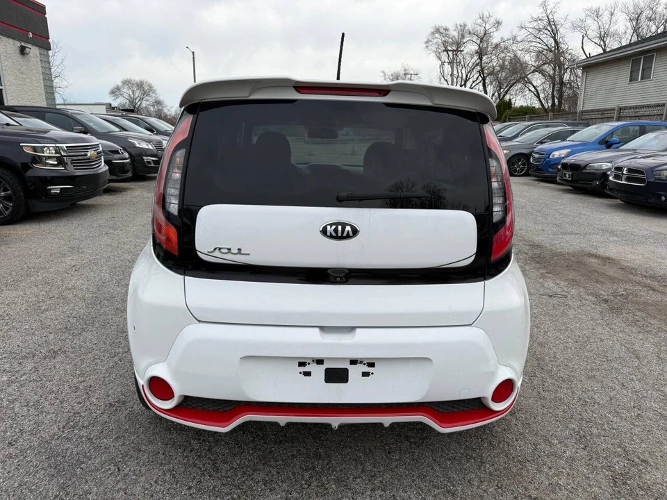 2014 Kia Soul - Image 10 of 21