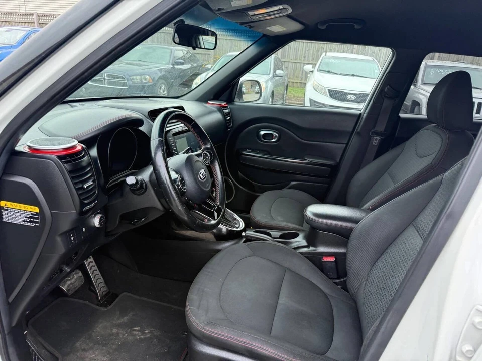 2014 Kia Soul - Image 17 of 21