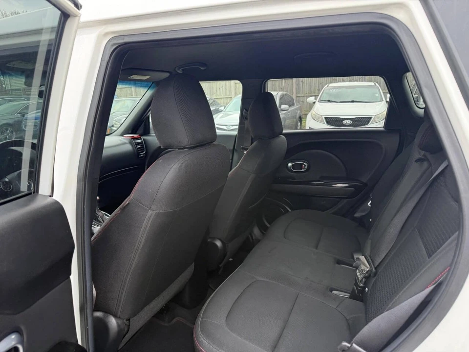 2014 Kia Soul - Image 18 of 21