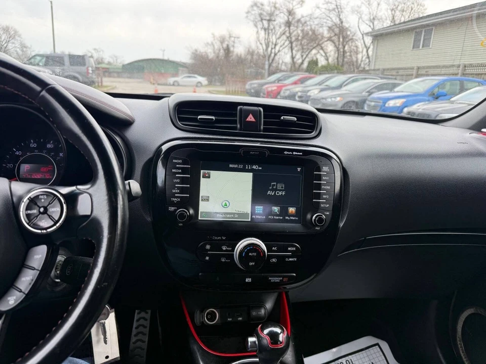2014 Kia Soul - Image 15 of 21