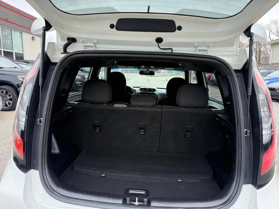 2014 Kia Soul - Image 19 of 21