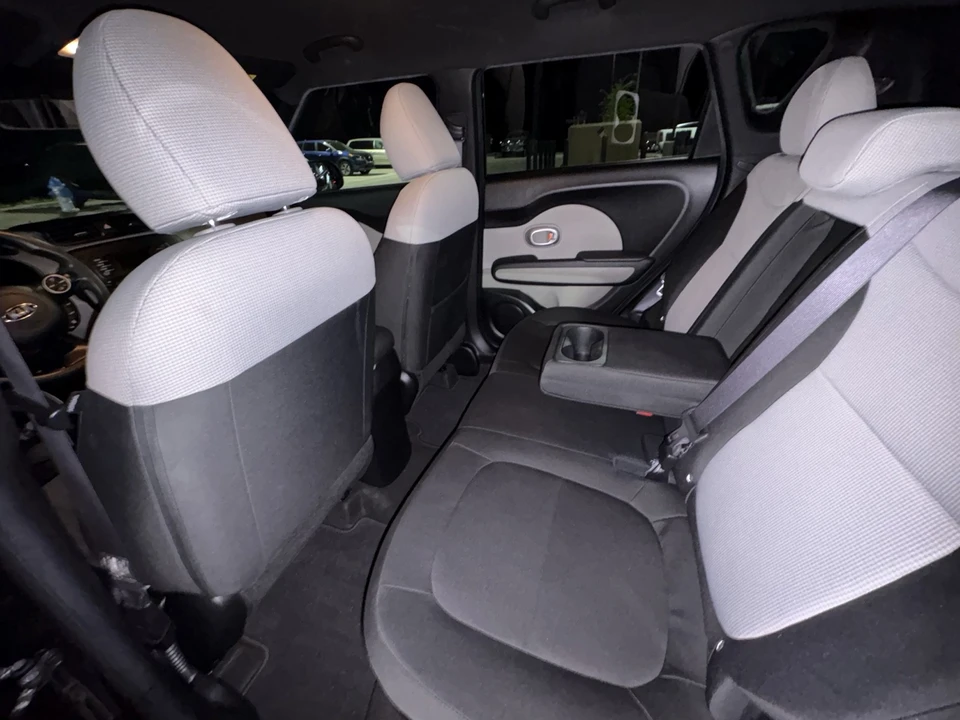 2014 Kia Soul - Image 7 of 14
