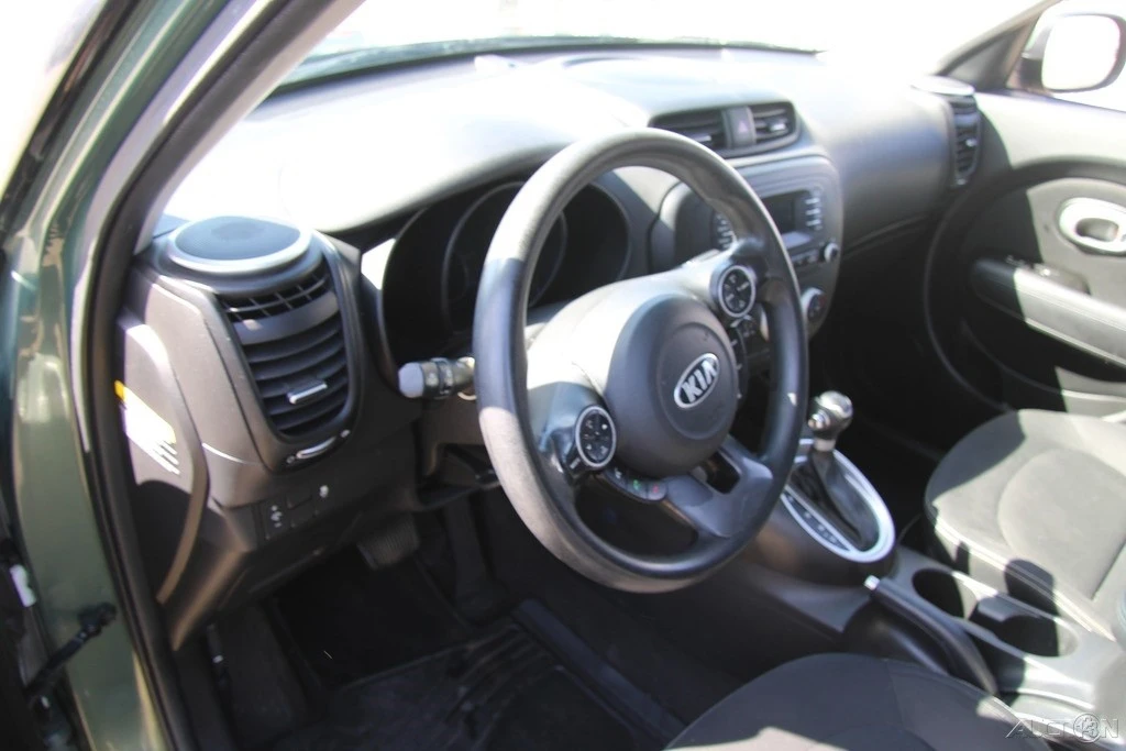 2014 Kia Soul - Image 15 of 21