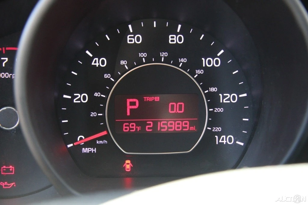 2014 Kia Soul - Image 16 of 21