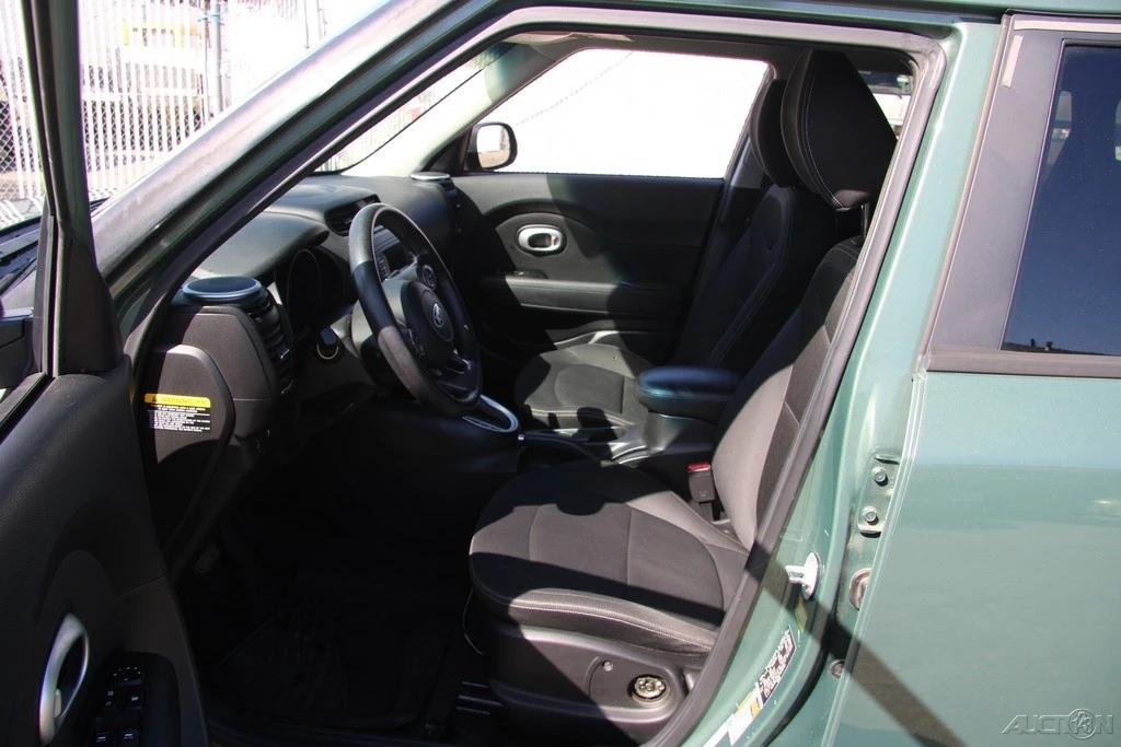 2014 Kia Soul - Image 14 of 21